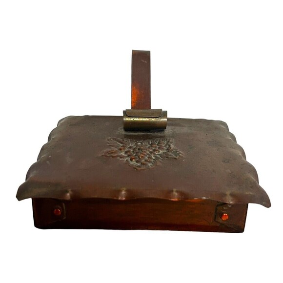 Vtg Drumgold Copper Silent Butler Storage Box Crumb Catcher GRAPE BERRIES 3D - Picture 2 of 8